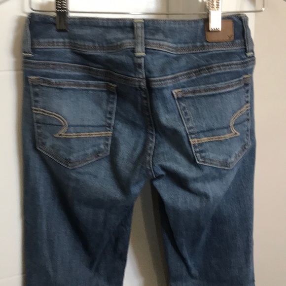 Women’s American Eagle Skinny Jeans - Picture 4 of 6